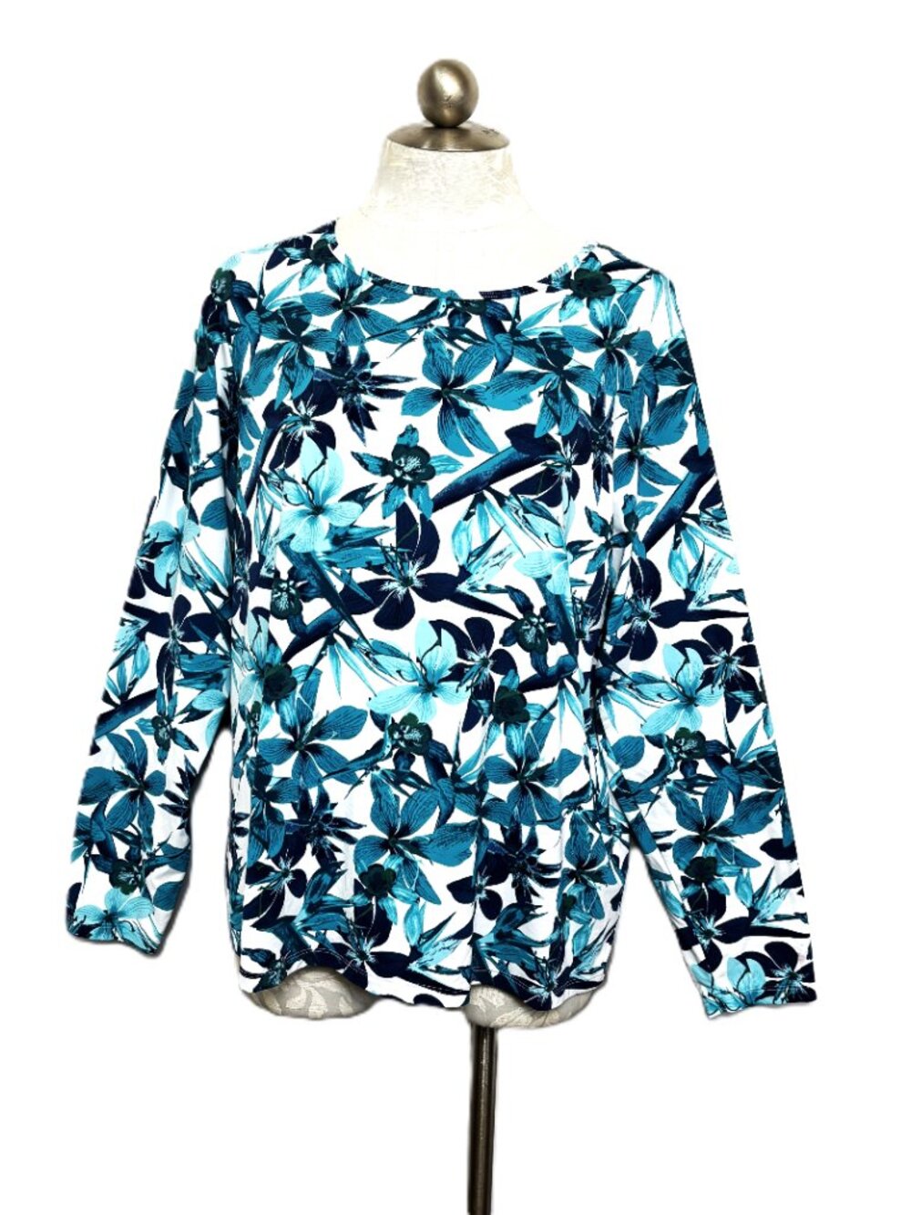 * Lands’ End Casual Career Blue White Floral Long Sleeve Top Sz 1 X
